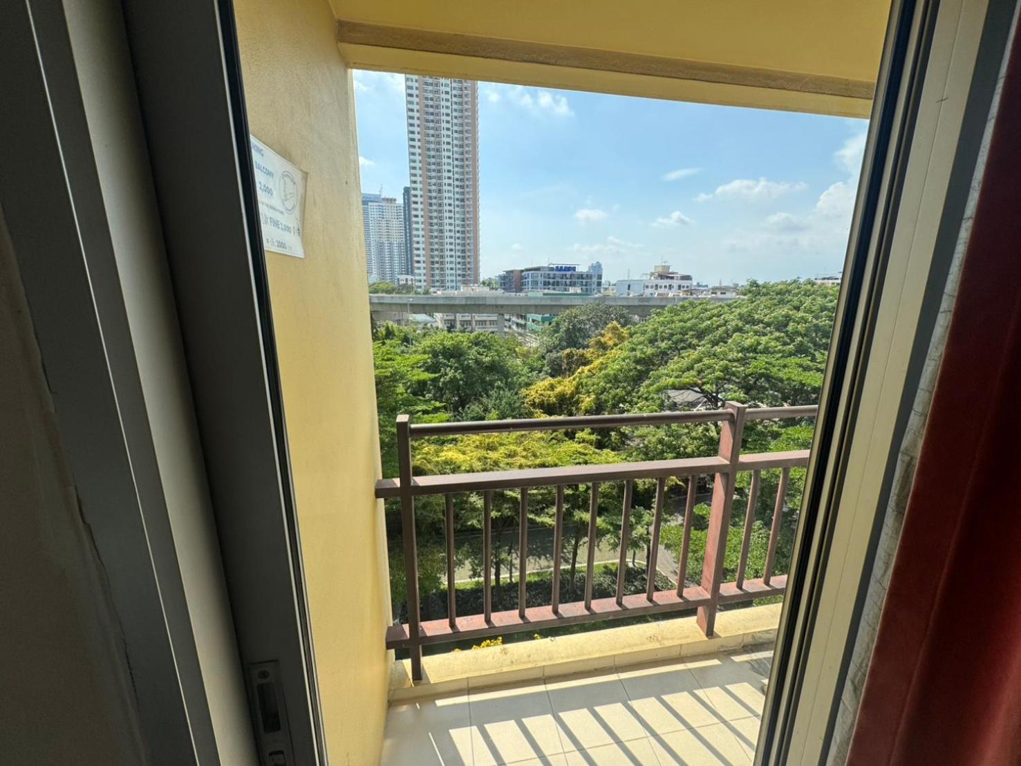Palette Bella B All Suites Bangkok Hotel Exterior photo